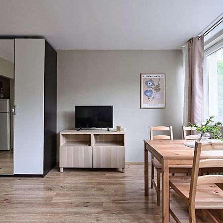 Urbannest - Cozy Studio - Bagno 7 وارسو المظهر الخارجي الصورة